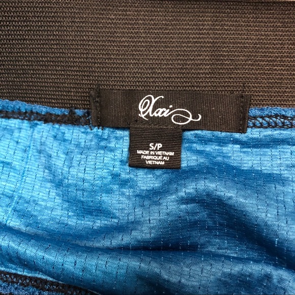 Blue Mini Skirt - Picture 2 of 3